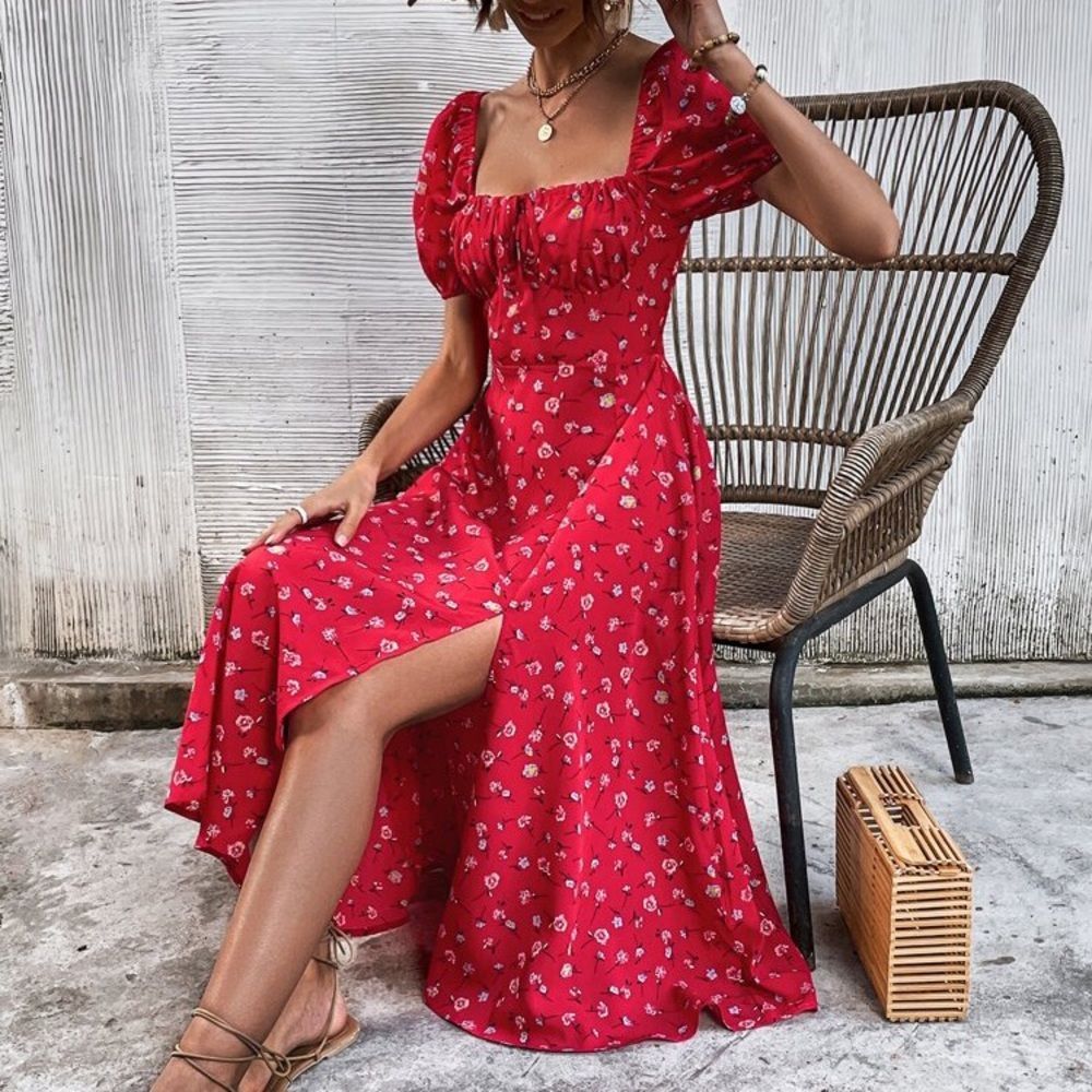New Allover Floral Square Neck Ruched Bust Puff Sleeve Split Thigh Dress red - Picture 2 of 6